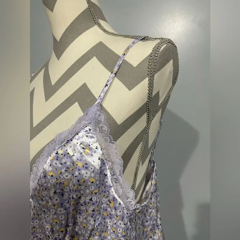 H&M comft Nightgound - Picture 5 of 9